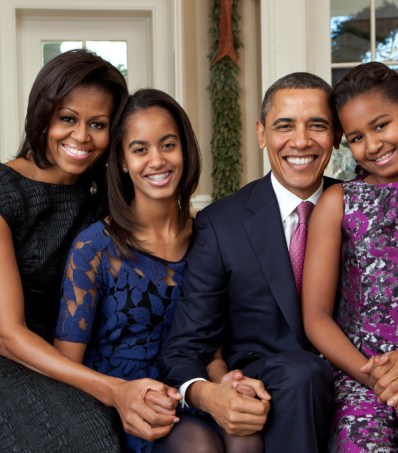 OBAMA-FAMILY-PORTRAIT-2011