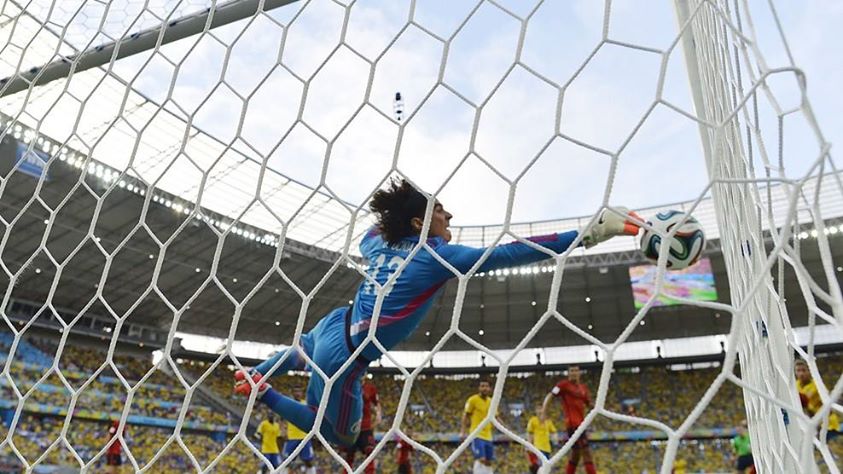 2014 Fifa World Cup - Mexico's Ochoa pulls off another save