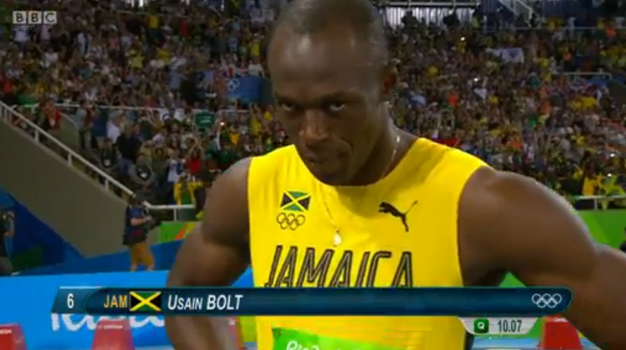 Usain Bolt wins his semi final of the mens 100m in rio
